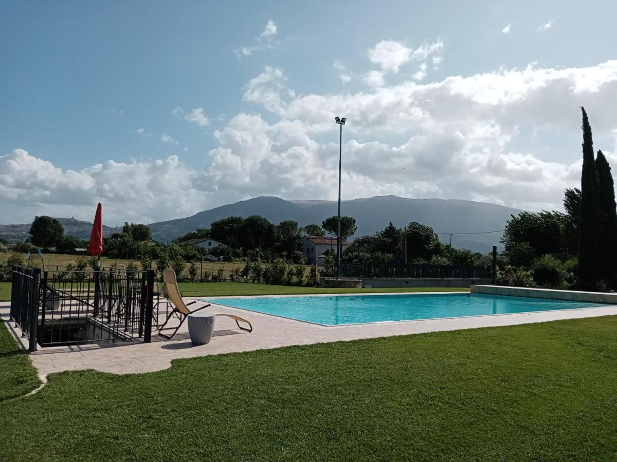B&B La Gioiosa Assisi Bagian luar foto