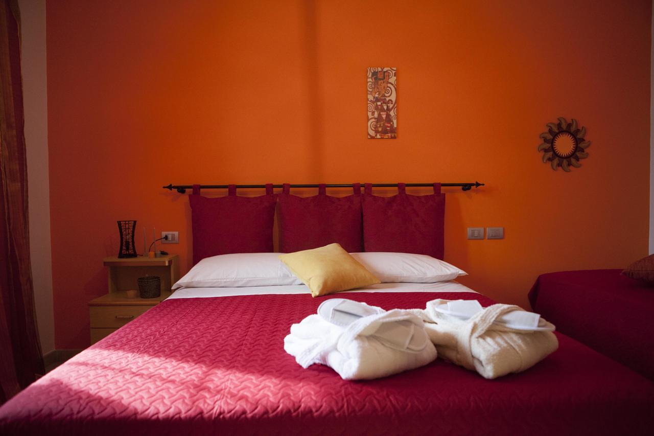 B&B La Gioiosa Assisi Bagian luar foto